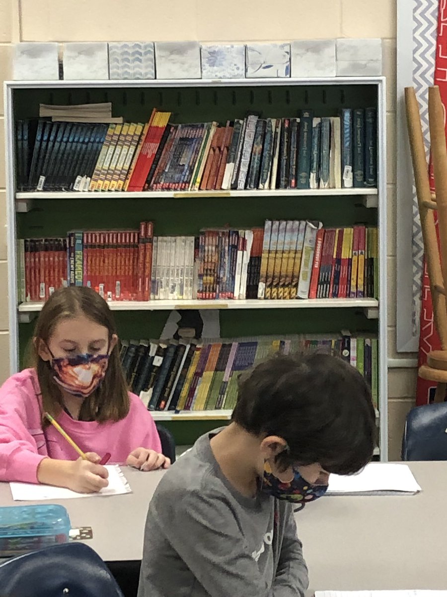 moore_uve's tweet photo. Fairy Tale Smash Up started today! Students in our class selected their two favorite fairy tales, and will smash up the different tales into one story. I cannot wait to read these twisted tales. #UVEMADE https://t.co/mcn9k1X5UD