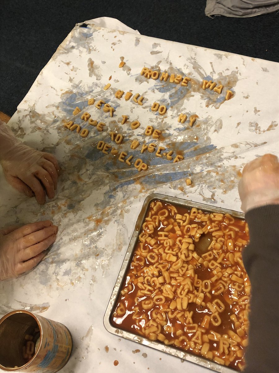 2ndWhittle's tweet photo. 12 new Brownies getting ready to make their Promise can surely mean only thing… it’s time to get the Alphabeti Spaghetti out! 

@Girlguiding @Girlguiding_NWE @LancsNW https://t.co/JCMxiavbNo