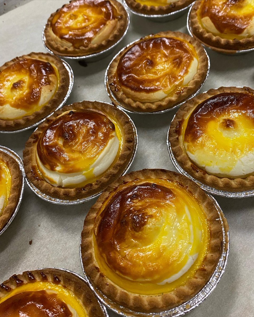 sunmerryus's tweet photo. Our creamy cheese-filled tarts with crispy crusts are available in stores and on Grubhub &amp; Doordash. You can get them delivered straight to your door! #sunmerry https://t.co/KpNMdu6tD9