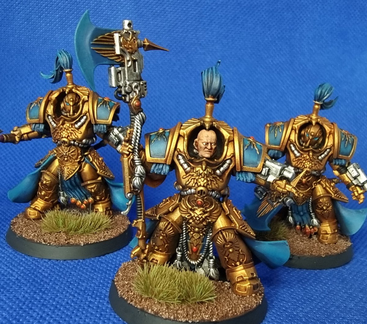 PaintsPirate's tweet photo. #miniaturepainting #custodes #allarus https://t.co/1XQ9Fd7AfQ