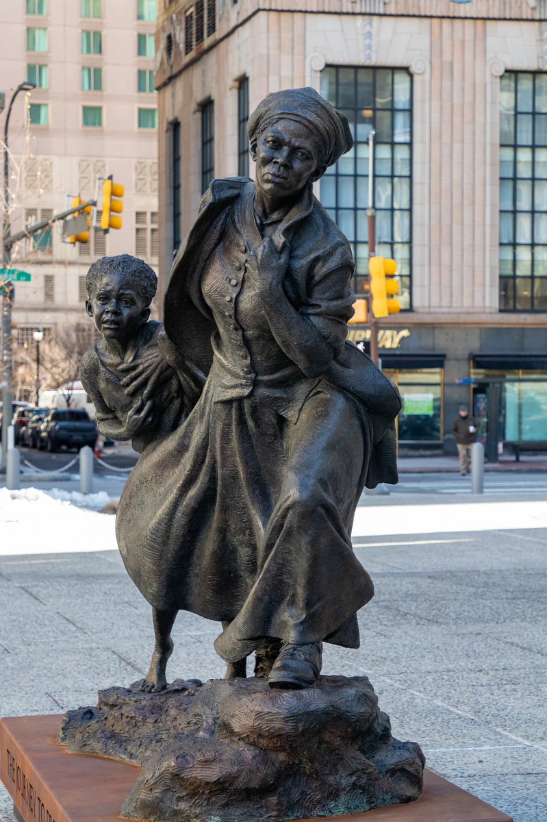 urphillypal's tweet photo. On the coldest day in Philly in a very long time, we were blessed to unveil this beautiful traveling statue of Harriet Tubman “The Journey To Freedom” outside City Hall. https://t.co/WyMuljPd5N