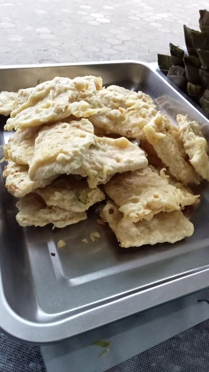 Pagi udh  dikasih  mendowan..haget