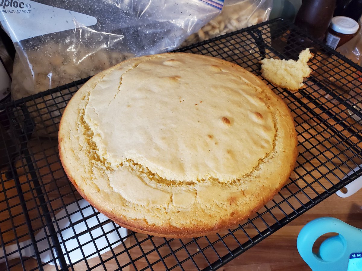 KrampusBakery's tweet photo. Chili and cornbread kind of night. https://t.co/KDJSk1iAVO