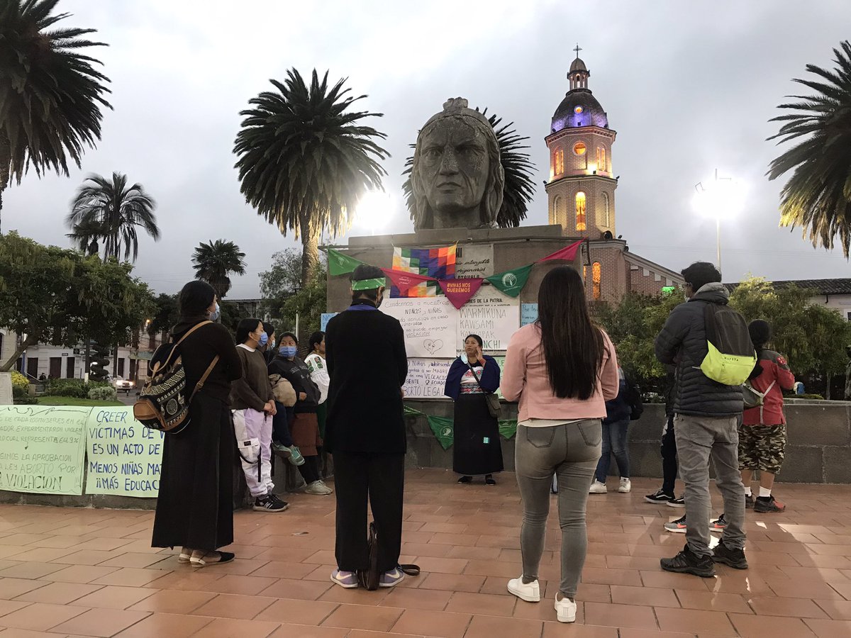 Paovercoutere's tweet photo. Bajo ningún concepto, las mujeres debemos parir al fruto de una violacion. Warmikuna kawsanami kankapak munanchik https://t.co/B3YcM4W9hK