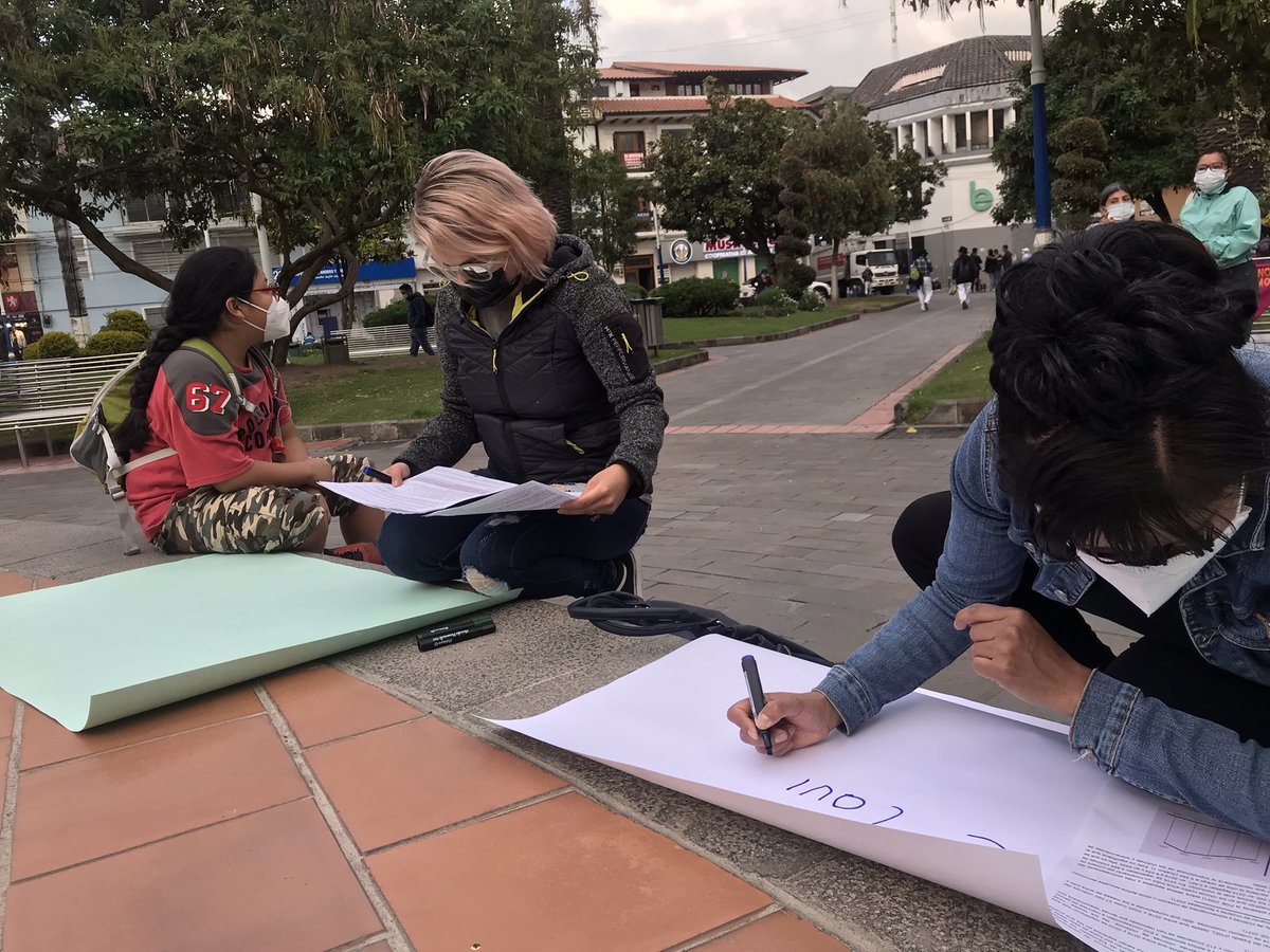 Paovercoutere's tweet photo. Bajo ningún concepto, las mujeres debemos parir al fruto de una violacion. Warmikuna kawsanami kankapak munanchik https://t.co/B3YcM4W9hK