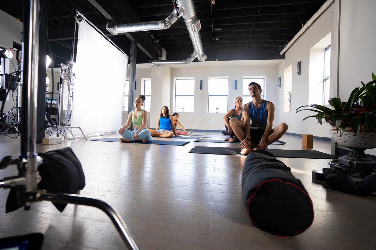 gotakemedia's tweet photo. We rounded out 2021 with a commercial production for @midtowndetroit 

One of the highlights of the year! We spent 2 full days filming a commercial for the New Center District 

Check out this cool BTS from a couple of the scenes! https://t.co/kKVTLVBmQp
