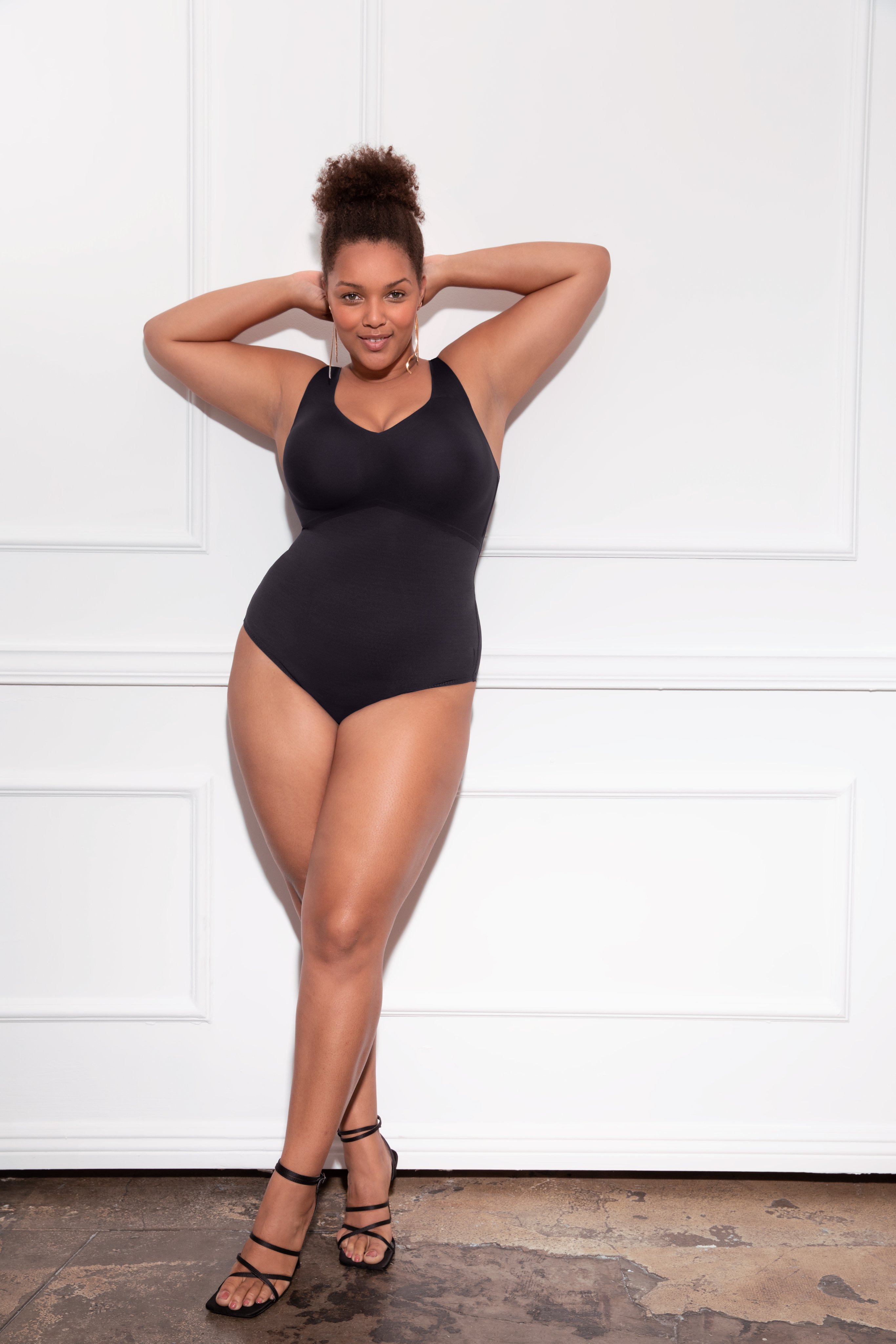 Honeylove on X: The long-awaited LiftWear Tank Bodysuit is finally here!  Featuring bonded fabric around the midsection for even more compression and  an adjustable gusset to give you the perfect fit. Now