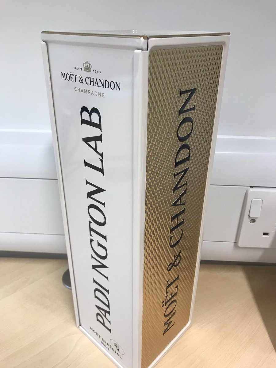 MAChristoLab's tweet photo. Last Friday in lab meeting we all did a recap of our year and shared our plans for the year ahead. Seeing how everyone approached this had me buzzing through the weekend 🤩😊
Today, out of the blue, I got this *awesome* New Year’s prezzie.
#citrullination #toogoodnottopost https://t.co/2NIu8nC6p1