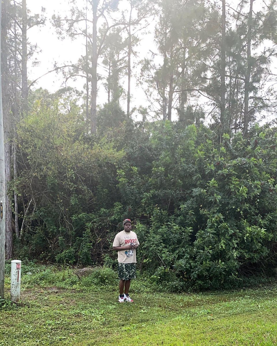 Christmas Came late but it’s all good !! It’s official bought my first property and many more to come! Time to buy back the block fr! Thank you @RubyTheRealtor for making my dream come true much luv #IOWNTHISSHIT #LONGLIVEHERB