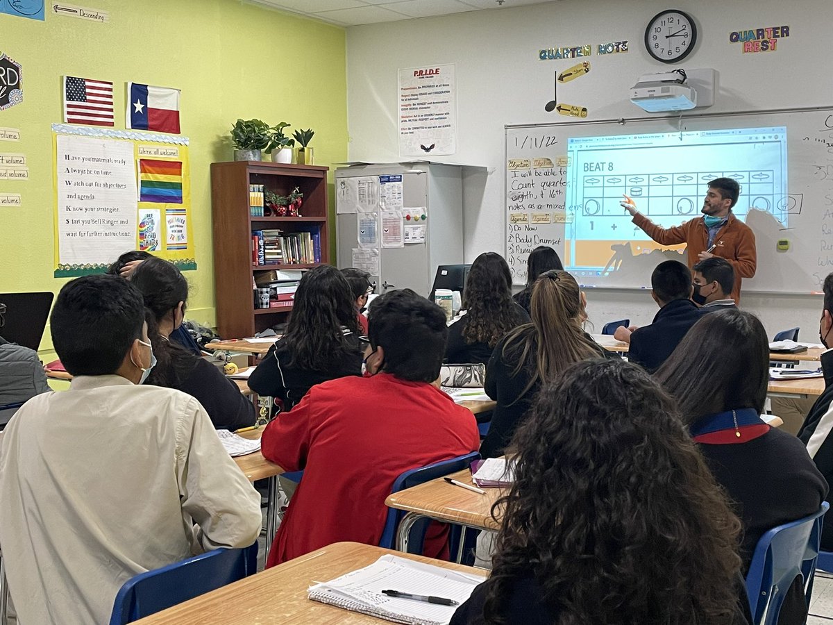 HsaLaredo's tweet photo. An afternoon ￼stroll into a few of our Harmony Science Academy Laredo classrooms has us enjoying the wealth of knowledge our scholars are obtaining from our amazing teachers! Great job Hawks! https://t.co/D8ZzsMKGJE