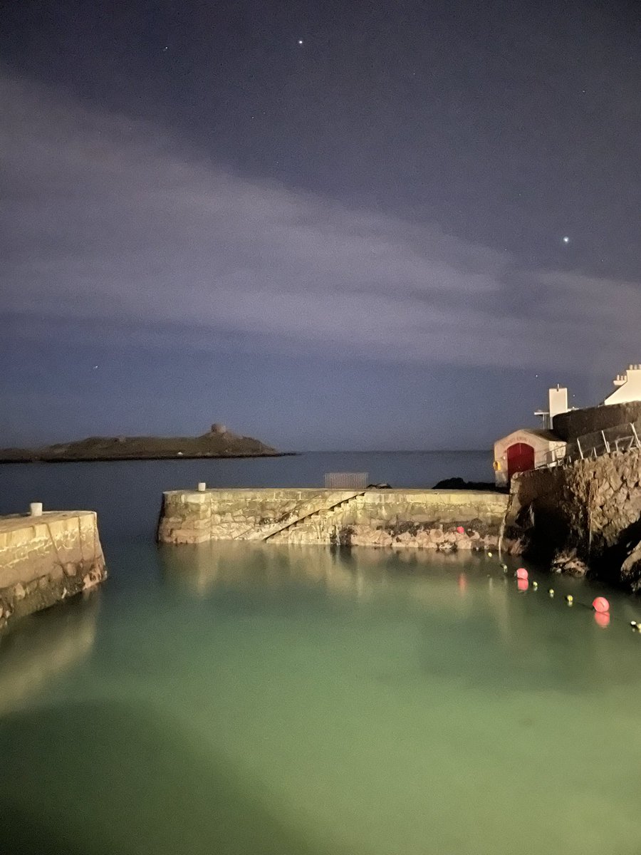 donalcronin's tweet photo. Moonlight and starlight. Had planned on an early night but then I thought - just a quick walk to #Coliemore … https://t.co/9jq8fsvorS
