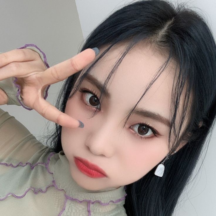 lipmong's tweet image. #OrbitSelcaDay 

im jinsoul from loona guys 🥰🥰🥰🥺