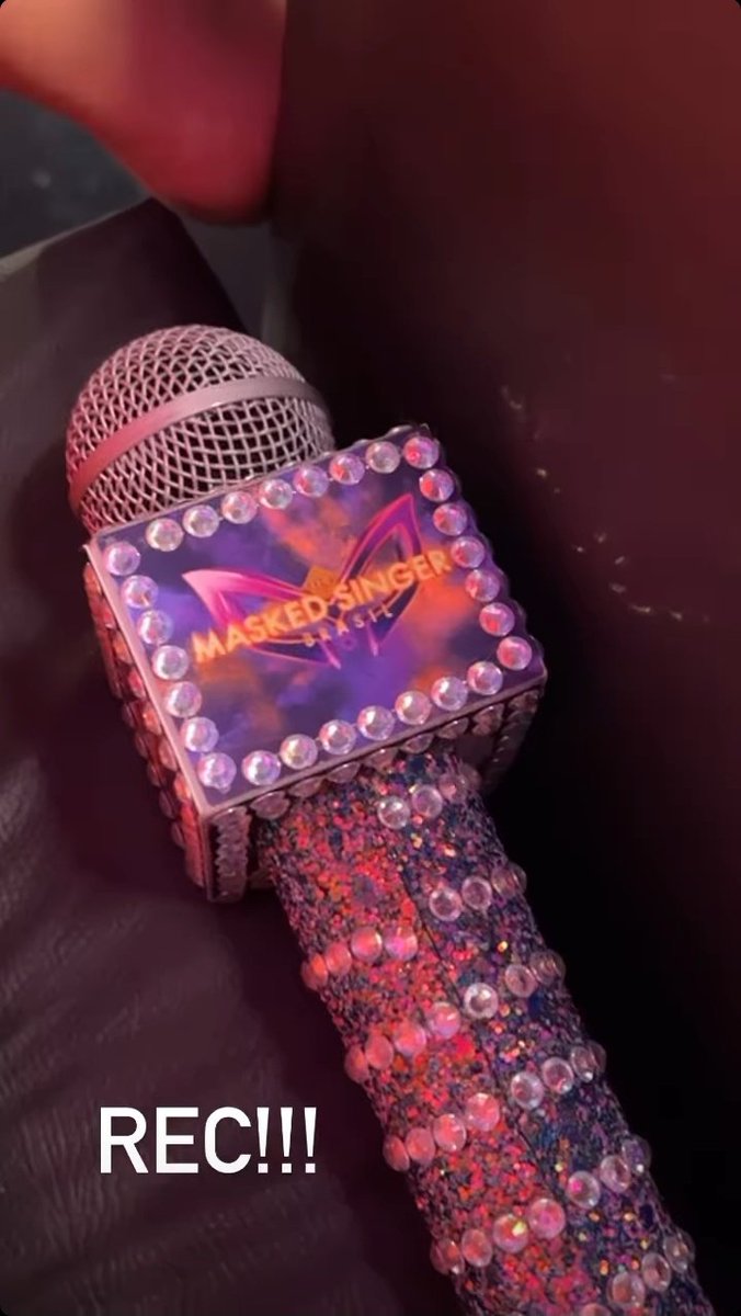 PriscillaAlcBR's tweet photo. 11.01 | REC! Priscilla nas gravações do The Masked Singer Brasil. https://t.co/72ELWF2UCx