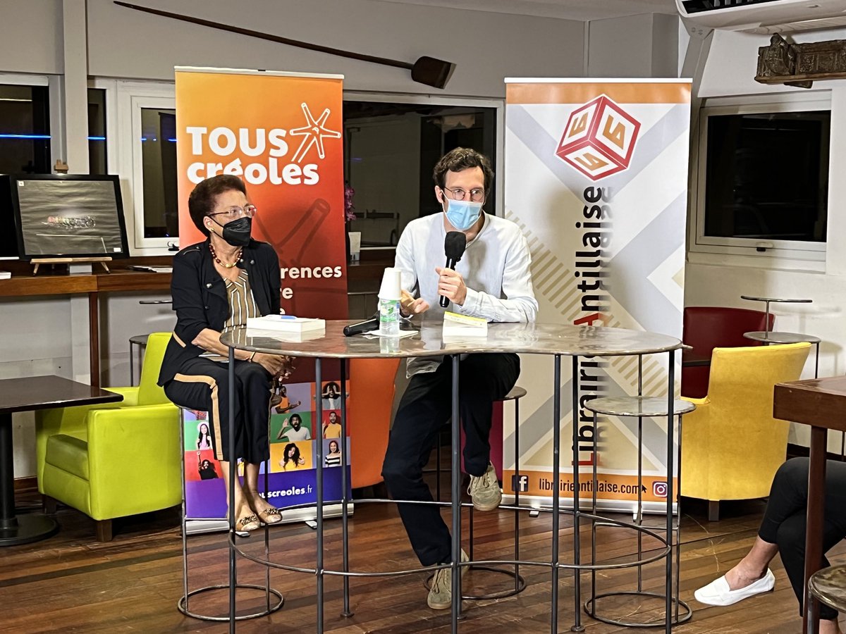 Emmanuel972's tweet photo. « twenty questions to the world » : les humains ont bien plus de ressemblances que de différences… Une rencontre passionnante avec Cyril Bruyelle organisée par Tous Créoles https://t.co/pmF3MVEovm