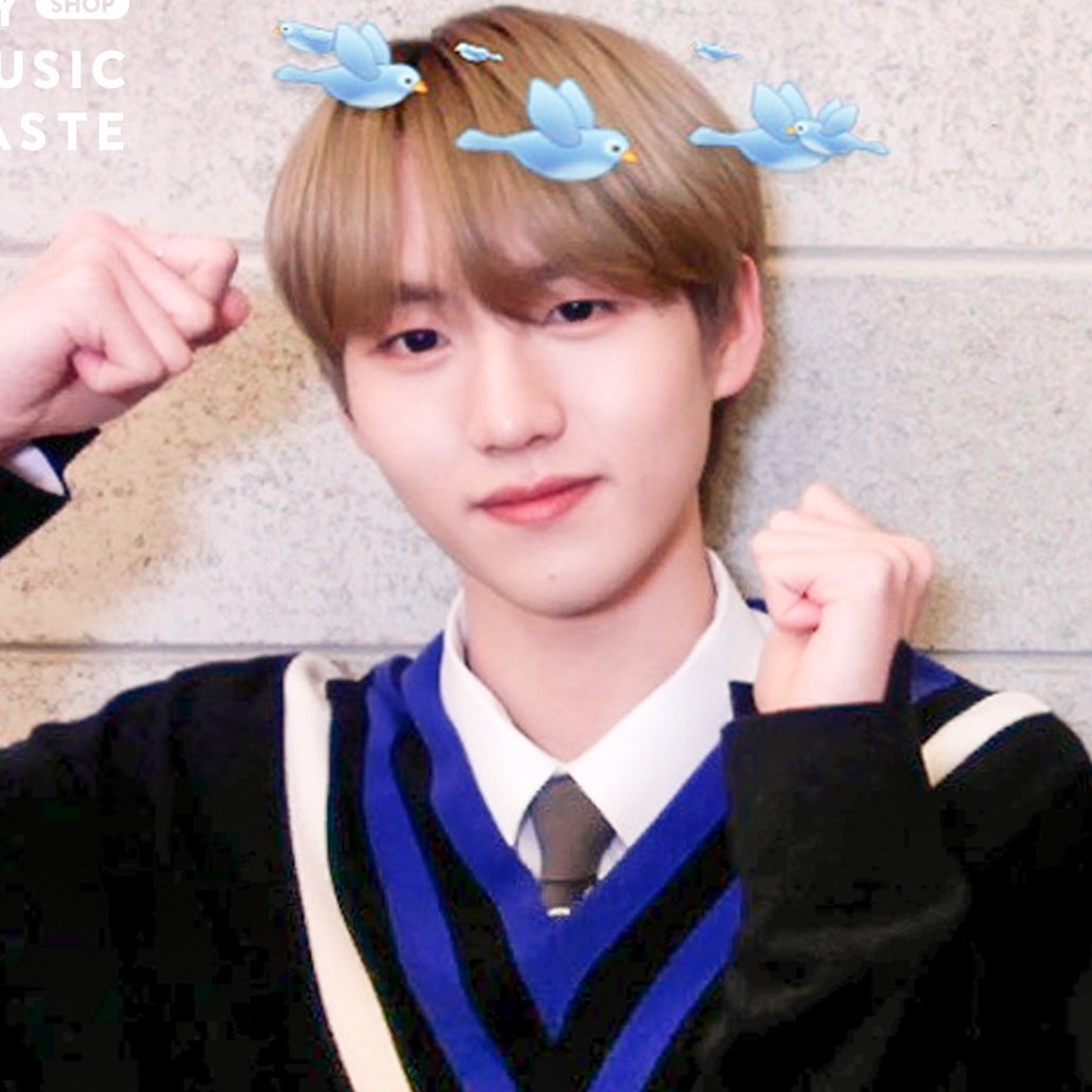 sywpics's tweet photo. how he looks so good https://t.co/4n5SZJjQe0