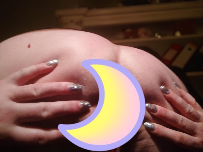 Buonanotte porcelloni e per una buonanotte senza luna vi aspetto qui ⬇️⬇️⬇️ https://t.co/vgkHtWCJVe https://t<a href="/tag/model"class="tags"><span>#model</span></a><a href="/tag/beautiful"class="tags"><span>#beautiful</span></a><a href="/tag/actress"class="tags"><span>#actress</span></a><a href="/tag/photography"class="tags"><span>#photography</span></a><a href="/tag/sexy"class="tags"><span>#sexy</span></a>