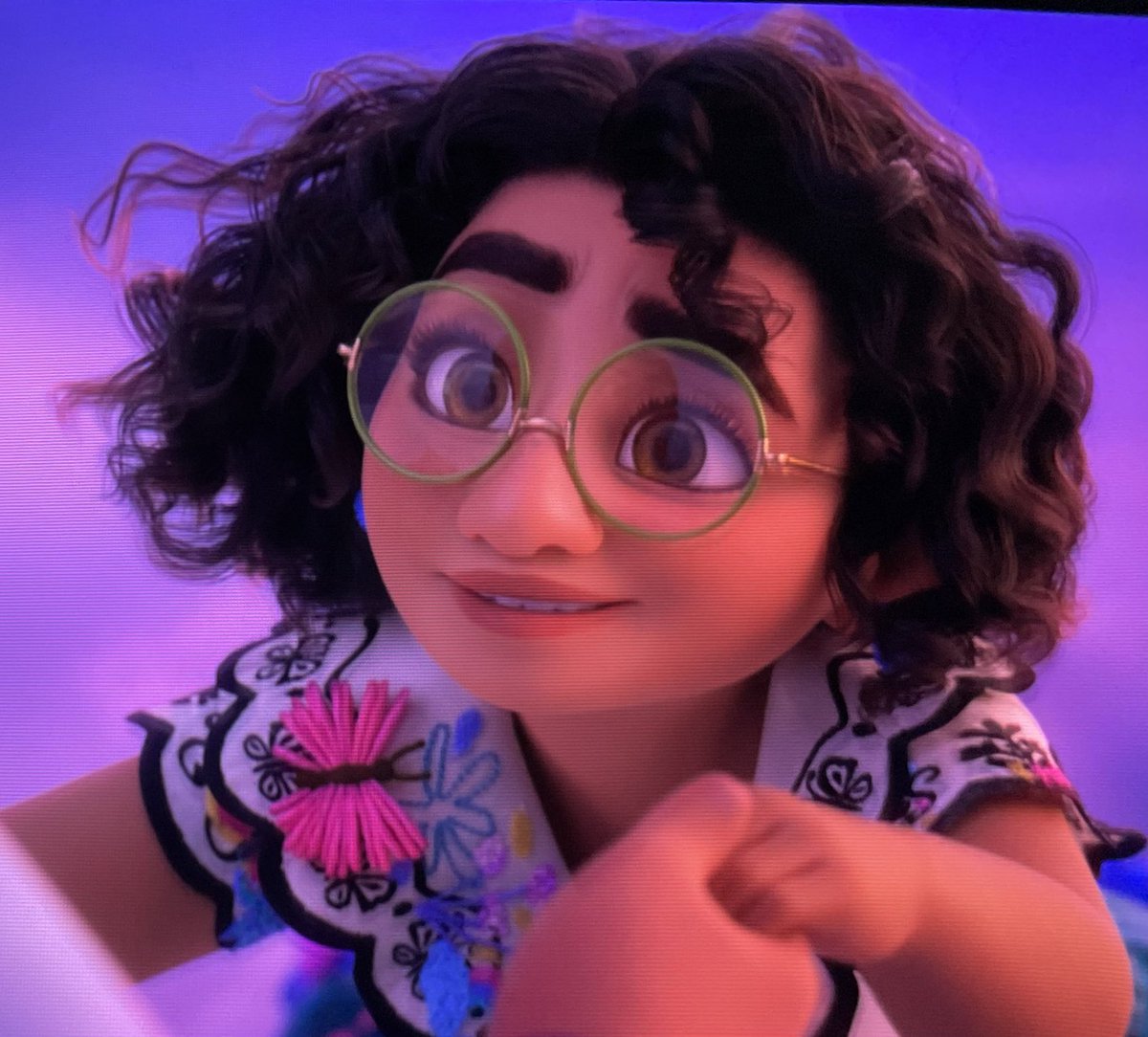 hxlloivy's tweet photo. do you love mirabel madrigal ? https://t.co/lanEIekChp