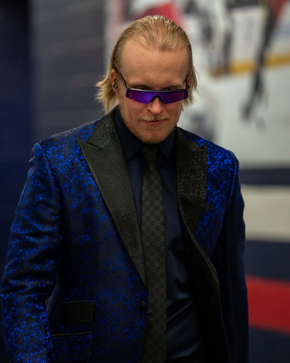 BlueJacketsNHL's tweet photo. Losing our minds right now https://t.co/Rj8YRp5GtT