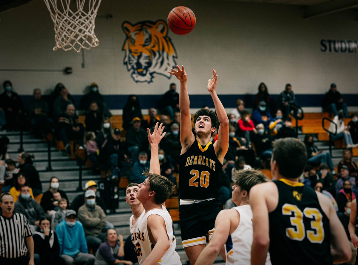 Southern Ohio Sports Authority (@sosaohio) on Twitter photo Take a look at šø (via <a href="/corydhall/">Cory Hall</a>) from <a href="/mcclaintigerat1/">mcclaintigerathletics</a> and <a href="/PVBearcatsBball/">Paint Valley Boys Basketball</a>'s matchup in non-league action on Tuesday.
FULL GALLERY: sosportsauthority.smugmug.com/BOYS-HOOPS/Win⦠Take a look at šø (via <a href="/corydhall/">Cory Hall</a>) from <a href="/mcclaintigerat1/">mcclaintigerathletics</a> and <a href="/PVBearcatsBball/">Paint Valley Boys Basketball</a>'s matchup in non-league action on Tuesday.
FULL GALLERY: sosportsauthority.smugmug.com/BOYS-HOOPS/Winā¦
