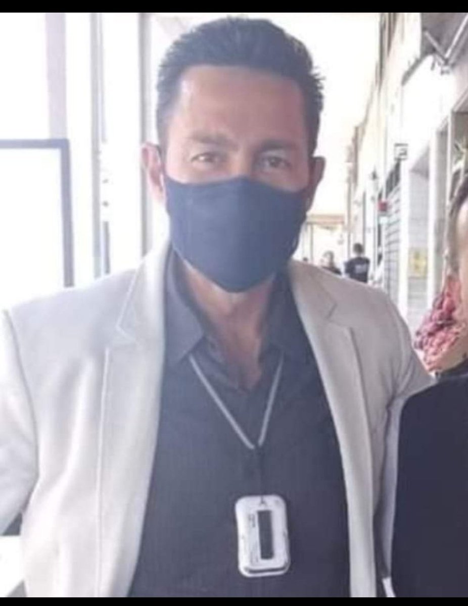 CarlitaLaime's tweet photo. Wuoooooo que Covid ni que ocho cuartos ...
Hoy se vio a #FernandoColunga ... te amo hermosoooooo me das mil años de vida ...
#4FC #ClanGreco #Telemundo #Colungateam https://t.co/JHslLmIGUm