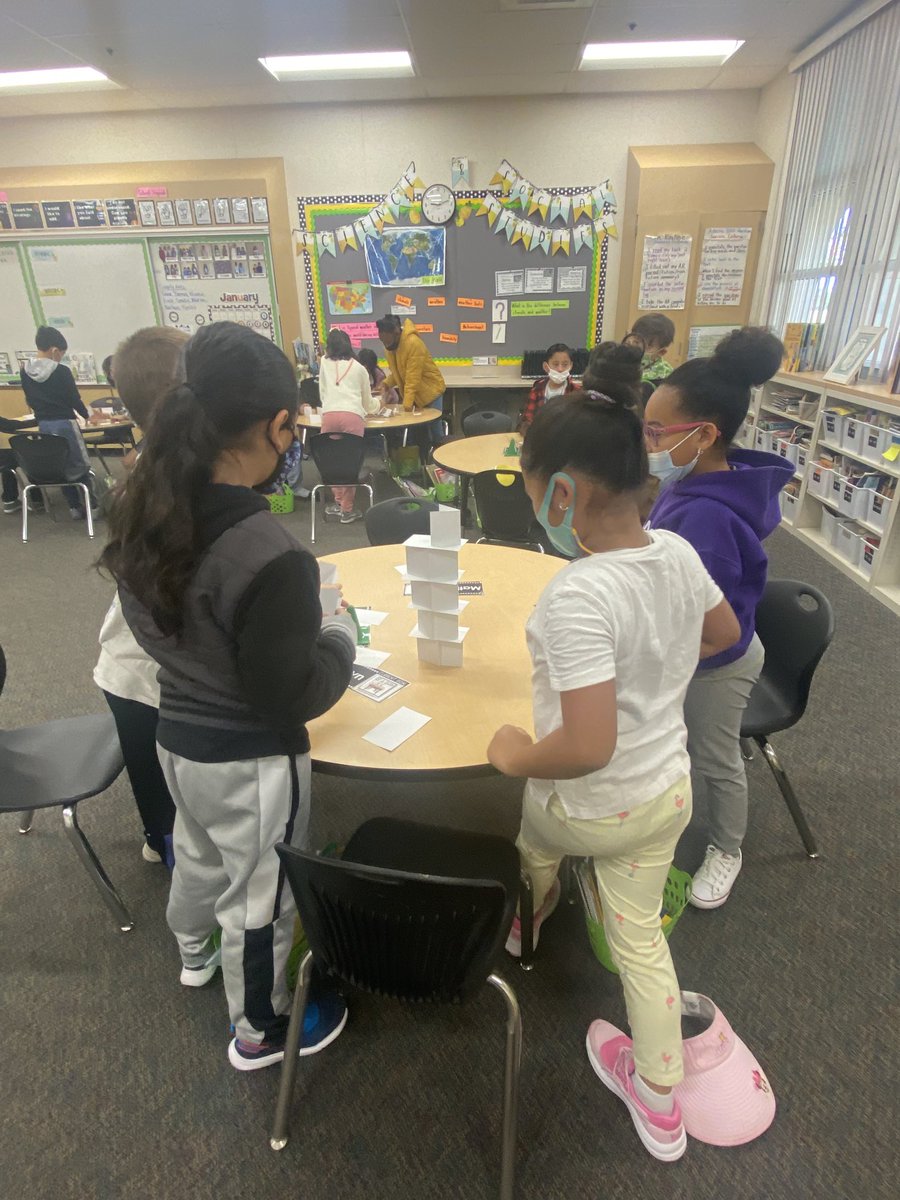 SuzanneFelix4's tweet photo. Welcome Back STEM challenge! We are innovators! Who can build the tallest tower? #wolfcanyon #cvesd #stem #icebreacker #innovatorschangetheworld #thirdgrade https://t.co/ViXm7sukTT
