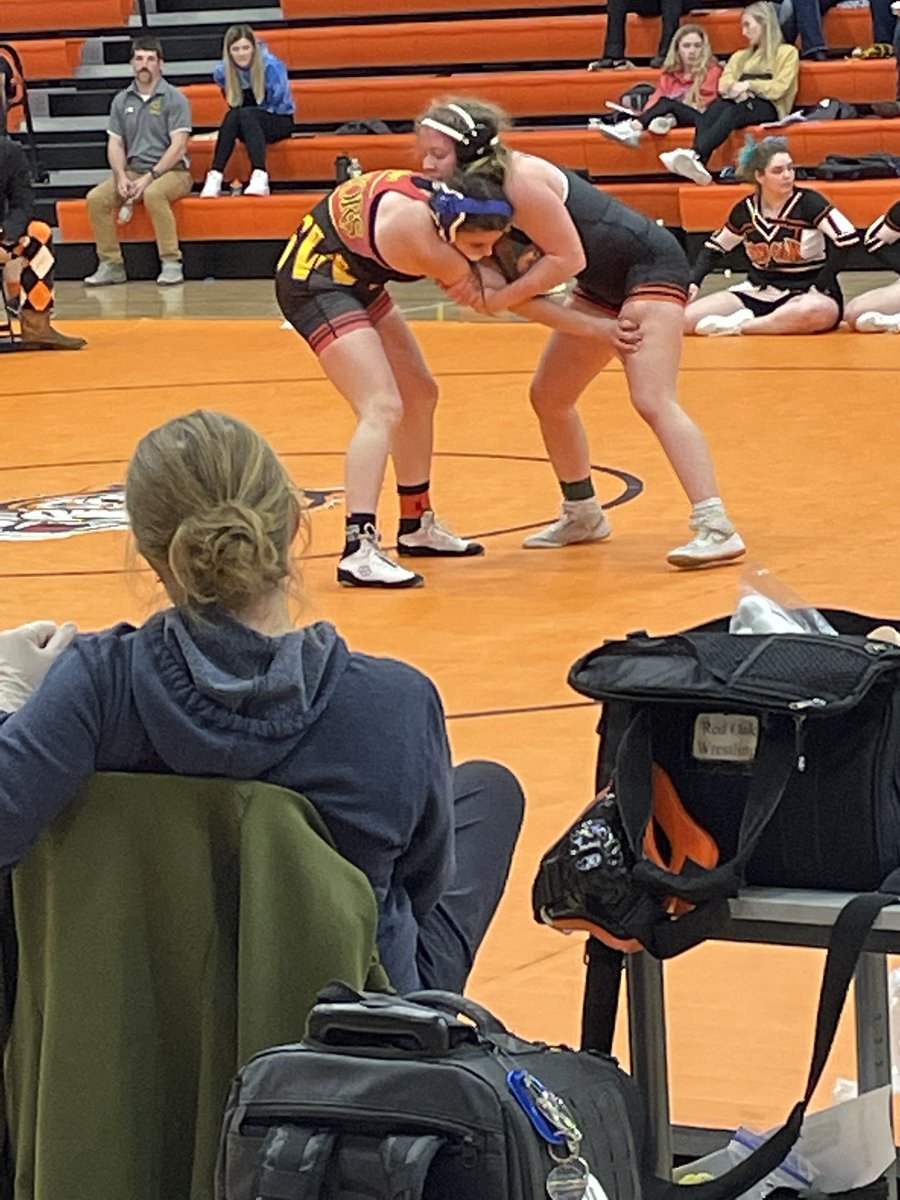 Our Soph. Pitcher Josie McCunn getting it done on the mat tonight! 🥎🤼💪🏻#GirlsWrestleToo