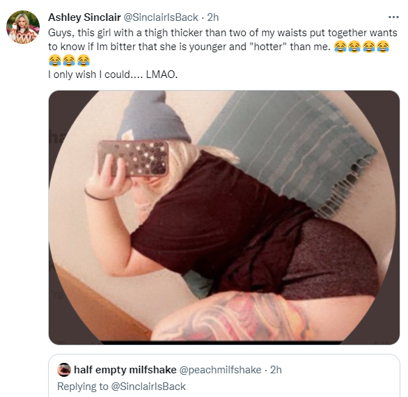 KAF_KellyAF's tweet photo. @anima_anonyma She is a vile, repulsive woman who bullies and body shames EVERYONE. She thinks she's hot shit. She's not.
#TwitterBully #Bullies #BodyShaming https://t.co/8Xnzim38Pi