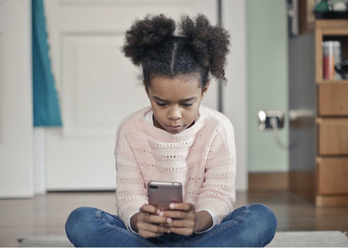 PrivacyVogel's tweet photo. #Life360 is popular for family safety, but could it also pose a risk to your family's privacy? Learn more: https://t.co/wpWblvIRRy

#family #parenting #privacy #dataprotection #dataprivacy #security https://t.co/SHHjcZ1oMg