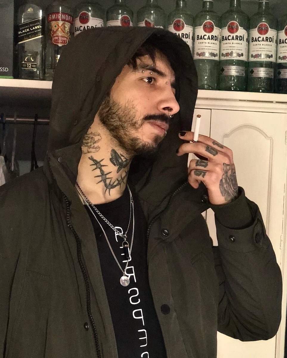 ChavaParker's tweet photo. Fuck off https://t.co/U7aGOMQ10c