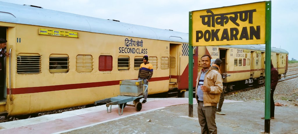 kknauhwar's tweet photo. सोनार किला व पटवों की हवेली जैसलमेर https://t.co/hRewhFXrOR