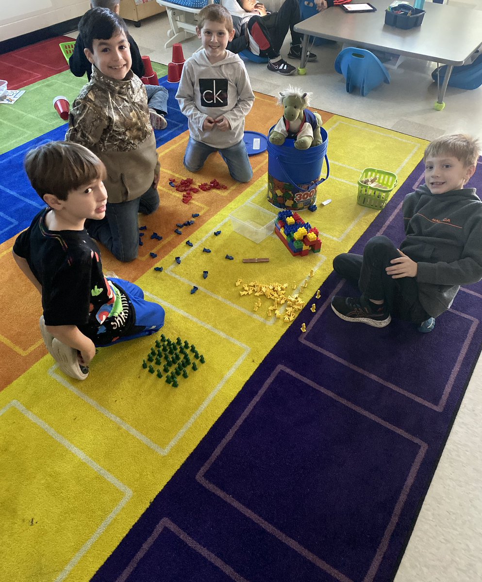 MsCarpenterRCE's tweet photo. Being creative during indoor recess! Of course, we can’t leave out Gus! He is a good helper! #oneRCE https://t.co/slkOCVFRyV