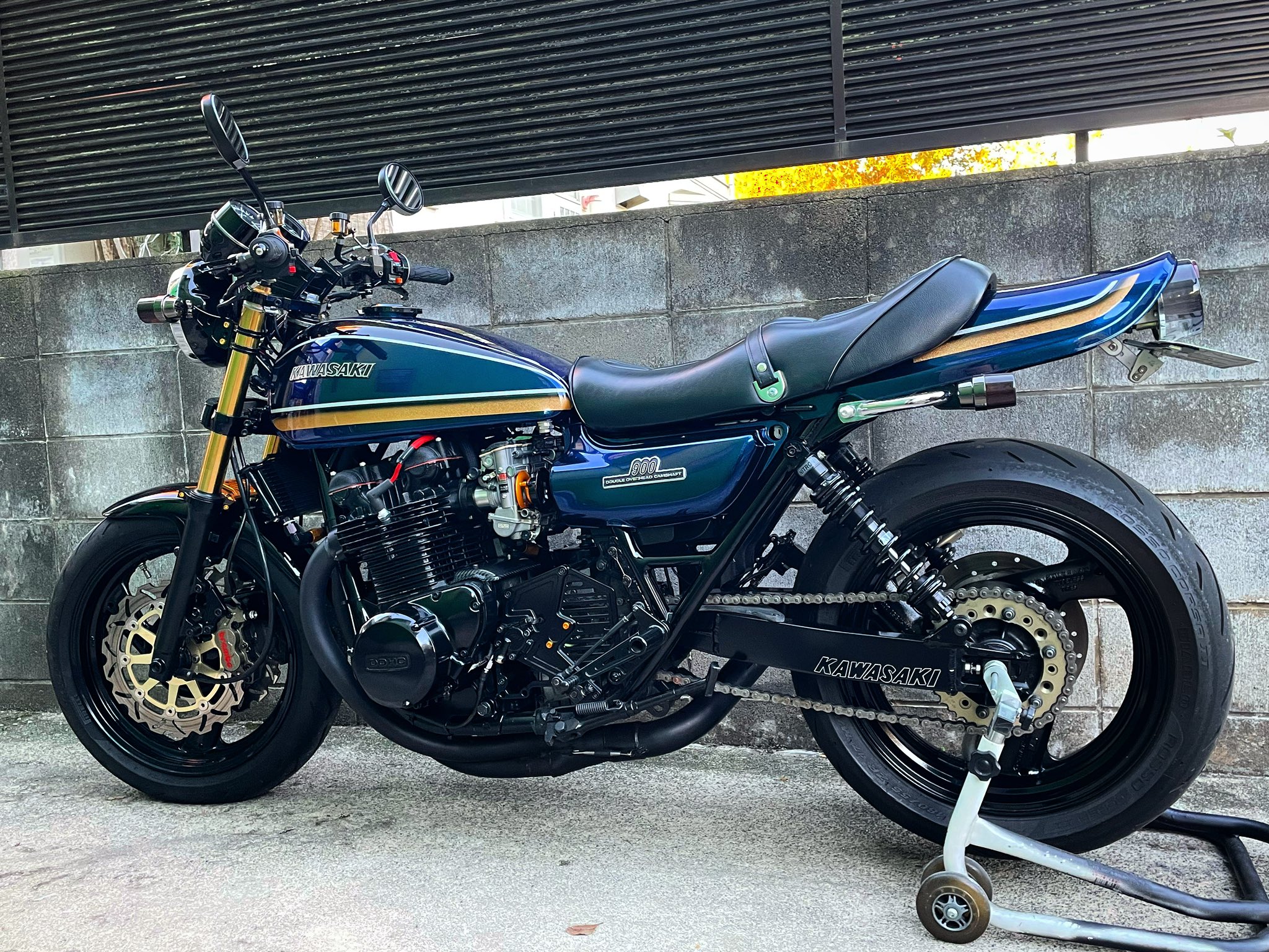 Z1 Z2 MK-2 Z1-R Z900 KZ1000 Z750F クラッチカバー （16-0105銀） A