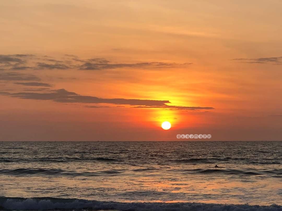 KarmaRh's tweet photo. Cayó la tarde.
#Atardecer
#CaidaDelSol
#AtardecerEspectacular
Gracias por tanta belleza Dios 🙌🏻🤗🌅 https://t.co/3ItsSQtalf