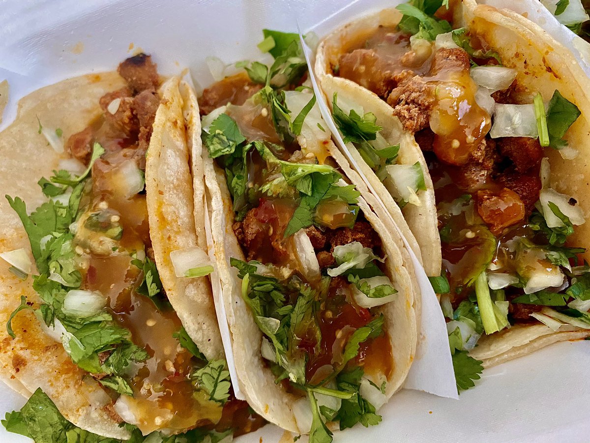 MoniCute72's tweet photo. Itโs Taco Tuesday at Holรฉ Molรฉ! ๐๐๐ฎ #Dinnertime #NotHomemade https://t.co/nDNuzBAcDv