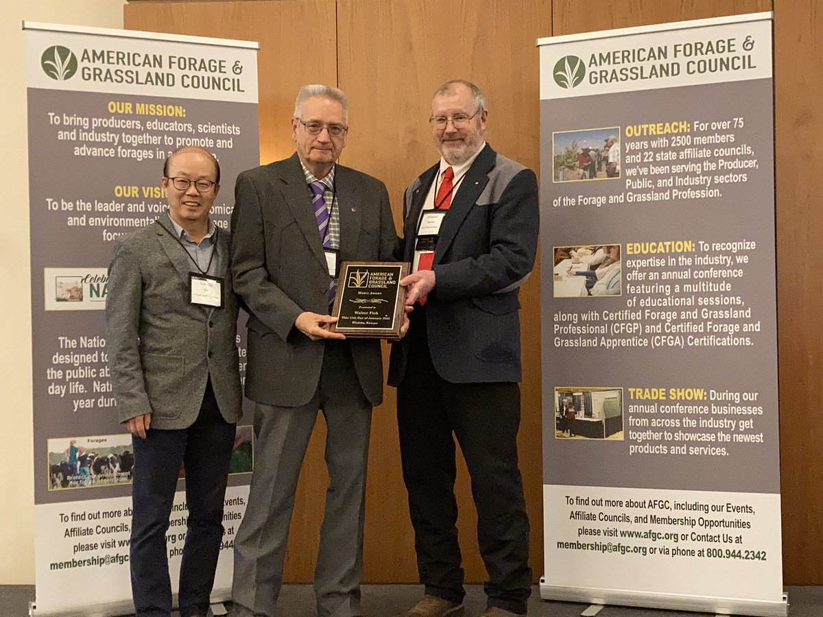 Nelz360's tweet photo. And the @AmericanForage Council CHAMPIONS are Dale Helwig, Forage Spokesperson, and Drs. Keith Harmoney & Walt Fick, Merit. We all need to congratulate tonight’s award winners!#Kansas #KSFGC https://t.co/3O9IjD8gry