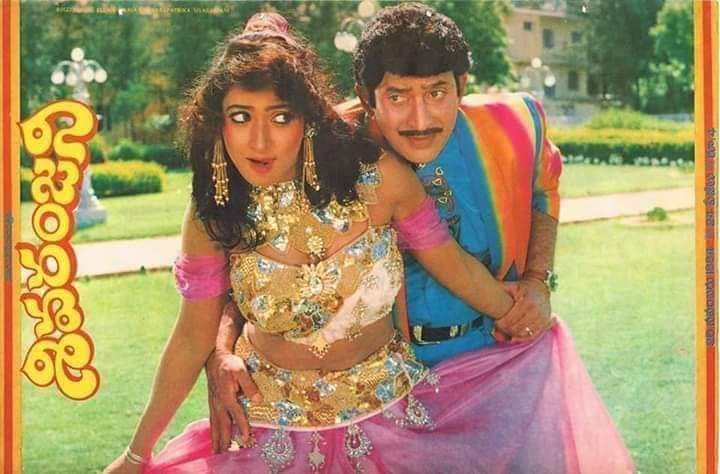 Maheshfanclub75's tweet photo. Superstar krishna's #296th movie
#Amma_Donga
Release Date:12-01-1995
Cast:Krishna,Soundarya,Aamani,Indraja
Director:Sagar
Producer:Sudhakar Reddy,Mouli
Music Director:Koti https://t.co/L80TXTBl8d