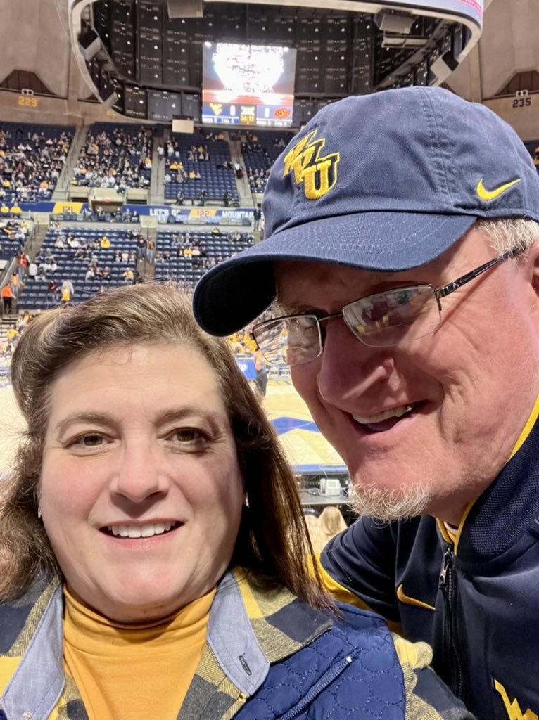 Carla99577's tweet photo. #WVUGame https://t.co/qGROWLikt6