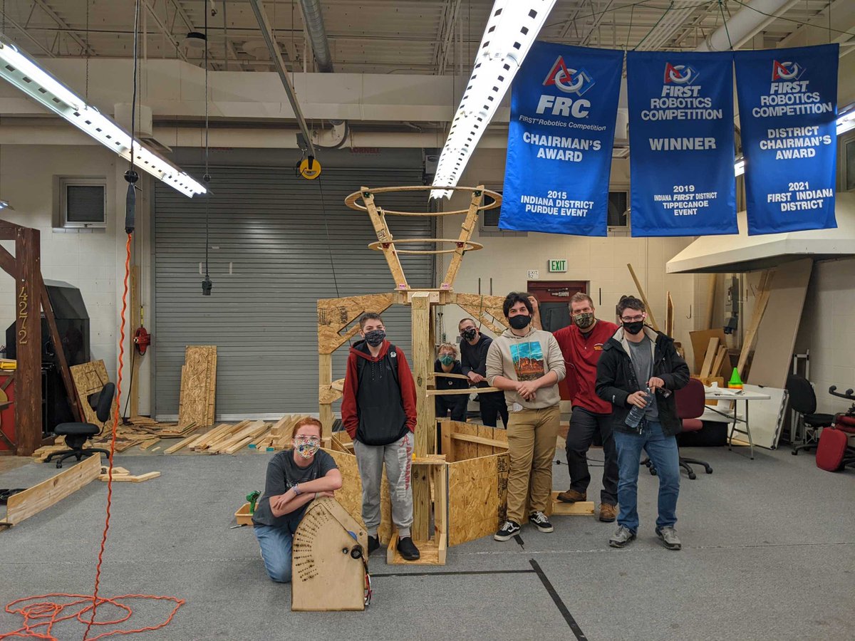 What a meeting!
Our Hub is actually nearly complete.
Our chassis is coming along well.
The media team made logos for our bolt boxes.
And, we managed to shoot our first shot!!
Great work team!! Lots of fun testing ahead of us this week!
#frc #omgrobots 
<a href="/FRCTeams/">FIRST Robotics Competition</a> @FIRSTINRobotics