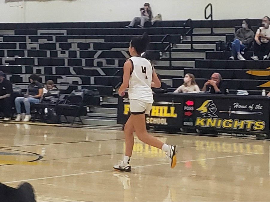 EliteSocal's tweet photo. So great to see 2022 PG/G Jade Quinonez with the Foothill Knights hosting Brea tonight! https://t.co/uEYrJQ2k9T