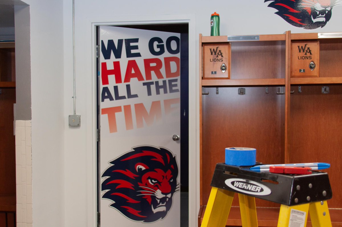WALionsFB's tweet photo. Our locker room is almost done! Thank you Lions Athletic Club for all you do for our athletes! @wacad @Jumpman23 #Family #FamilyNeverGraduates  
#Proverbs3030 https://t.co/KE87opXlOU