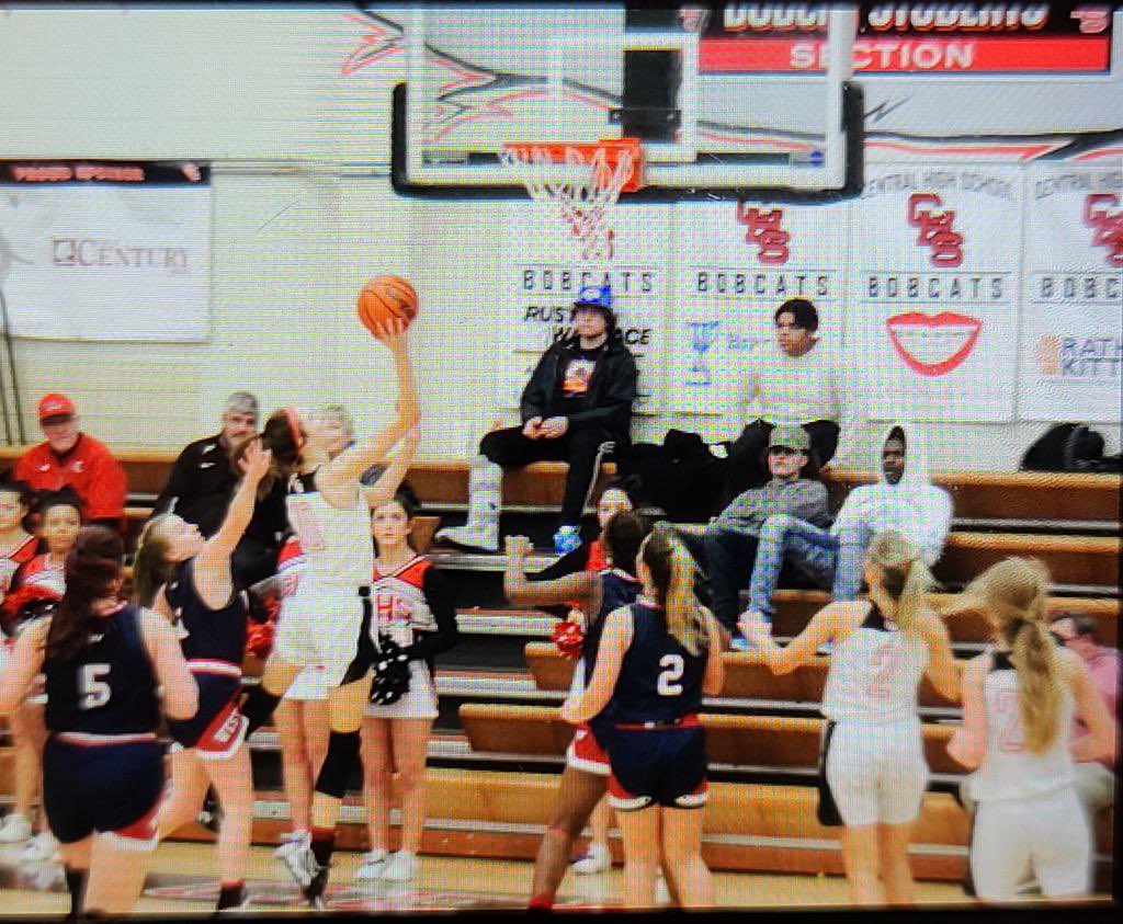 scored my 1,000th high school career point tonight. no way i would of been able to do this with out my coaches,team, and parents &amp; of course all glory to God. #gocats