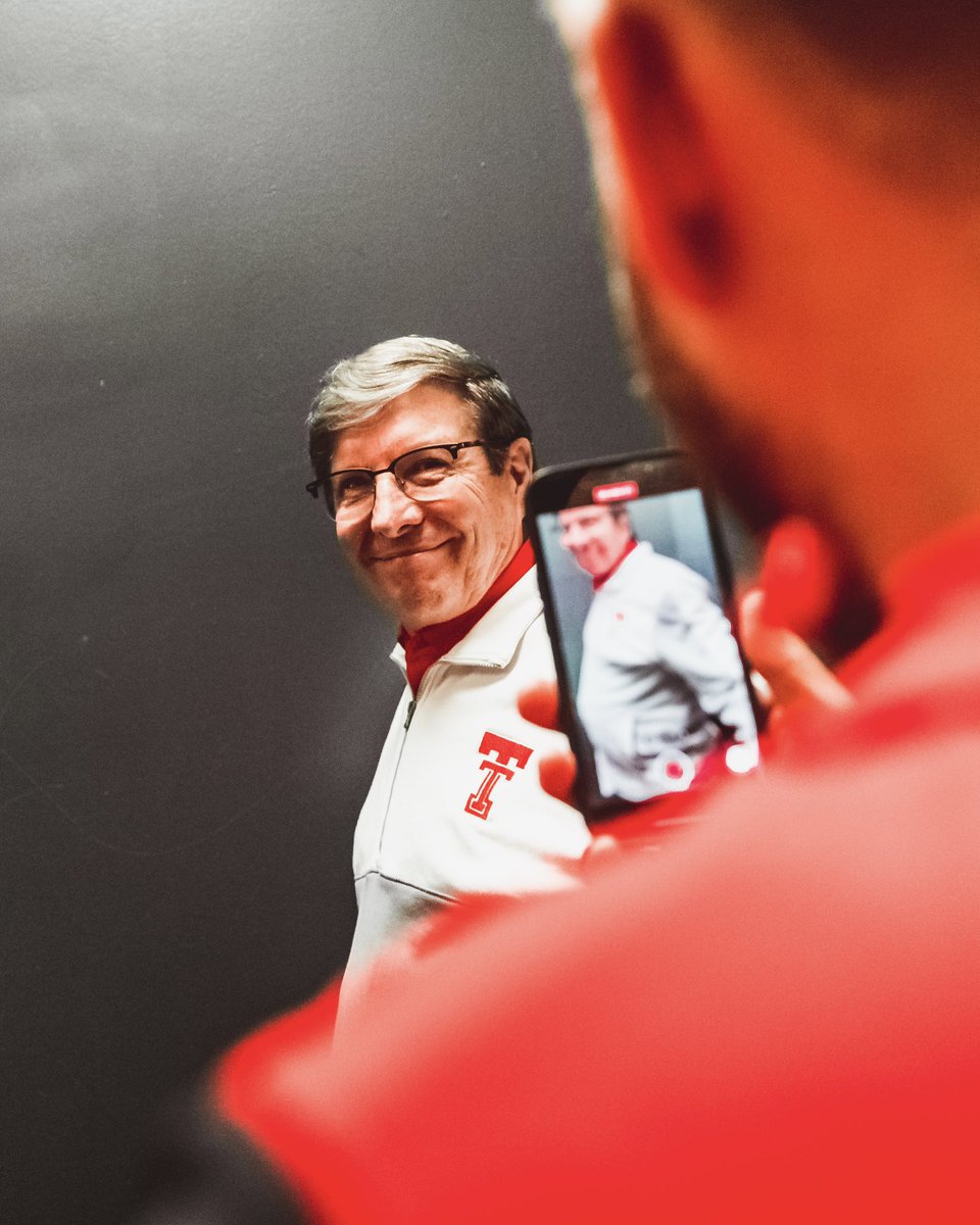 TexasTechMBB's tweet image. Our coach ❤️
