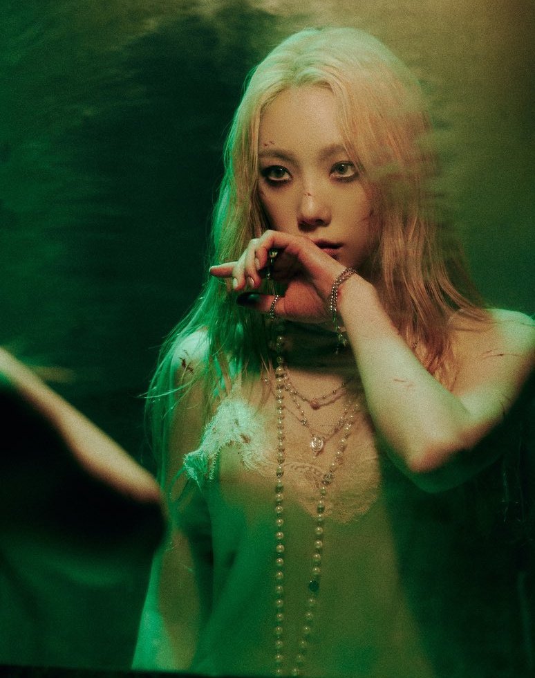 tiffany_univrse's tweet photo. This tiffany.         This taeyeon. https://t.co/yKbng2xddQ