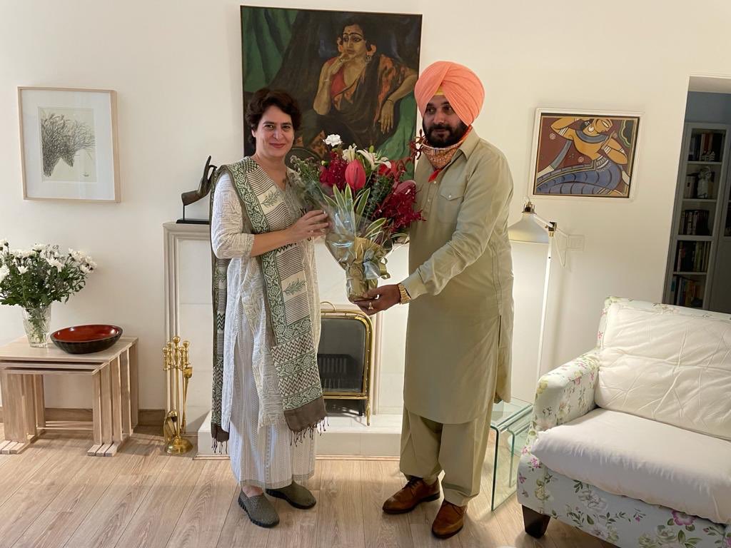 sherryontopp's tweet photo. Happy Birthday @priyankagandhi ji, The power that dazzles mortal eyes … Grace that captivates … Simplicity and conduct that endears you to one and all … Making you a terrific role model ! Never change , stay as amazing as you are … Keep on inspiring !!!
#HBD_PriyankaGandhi https://t.co/LXJ8Vz0lvR