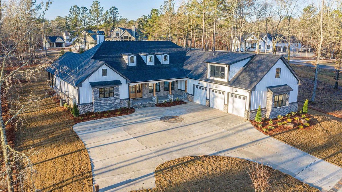 Barndominium & Farmhouses tweet media