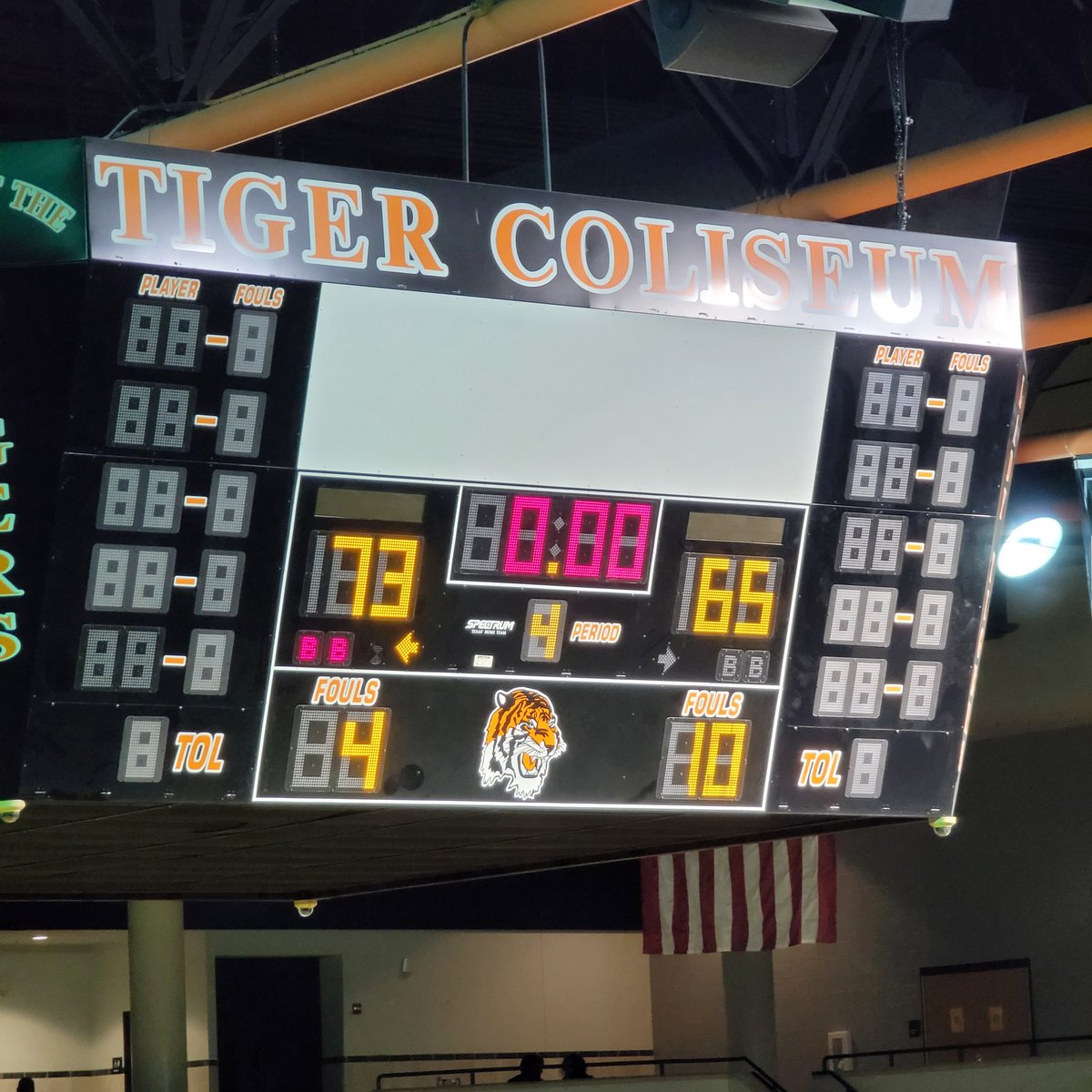 sonjaabrown's tweet photo. Great game @TigersLhs! You went into halftime trailing the Kimball Knights then showed us why you're called the #RunningTigers. https://t.co/9SdClsudnI