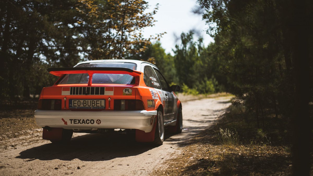 aut0mob's tweet photo. #WRCWednesday
🇵🇱#MarianBublewicz was a great rally driver of the 1990s. 7-time Polish Rally Champion, behind the wheel of a #Ford Sierra finished 2nd in the 1992 ERC standings. In 1993, #Bubel joined the #FIA’s “priority list A” of top rallying talents.
📸Roman Rudnicki https://t.co/7EHiK9r3lG