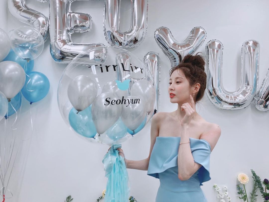 InspirationSNSD's tweet photo. 220112 Seohyun's instagram update

"Twinkle Twinkle ✨ #HappySeoHyun💙 con Tyririr; #Admodel #Advertising @.tyrlir_official" https://t.co/hu1TxUW2oR