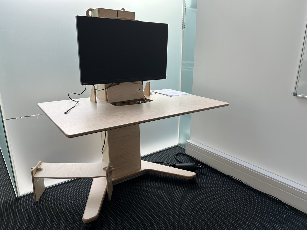 We are selling two of our Limber standing desks. Almost new in perfect condition. TradeMe links are here: desk 1 (trademe.co.nz/business-farmi…)
desk 2: trademe.co.nz/business-farmi…