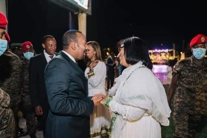 hermela_fans's tweet photo. ከጠቅላይ ሚኒስትር አብይ አህመድ ጋር‼️
#Ethiopia #nomore #TruthPrevails #EthiopiaPrevails https://t.co/MJiSaLcFpl